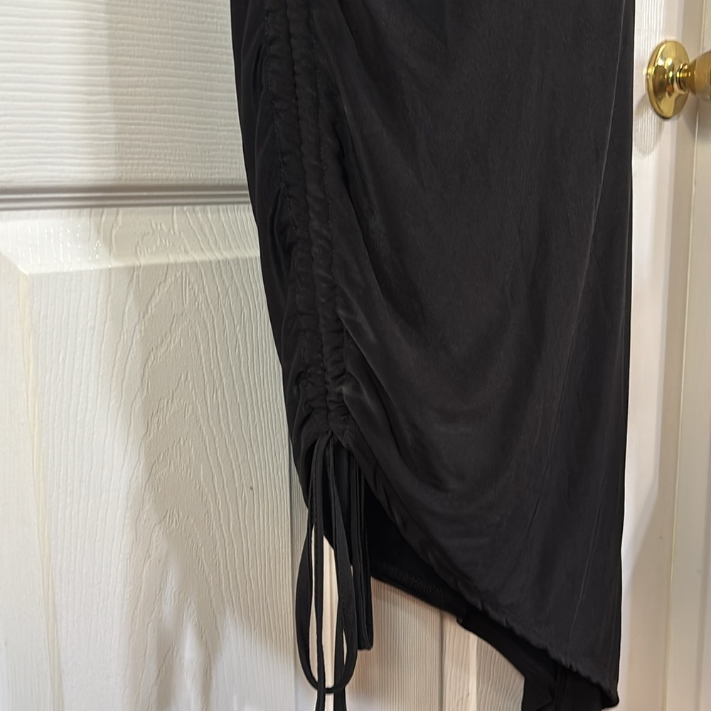 Misguided black slinky rouched black dress, size 6, NWT. - Picture 3 of 15